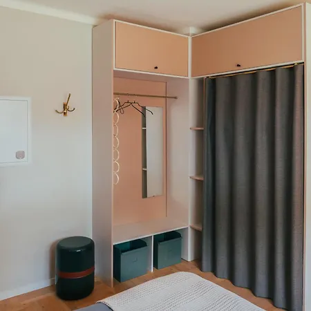 60er Jahre Design - 65qm Im Zittauer Gebirge - Familienfreundliche Am Bergfuss Zum Toepfer *